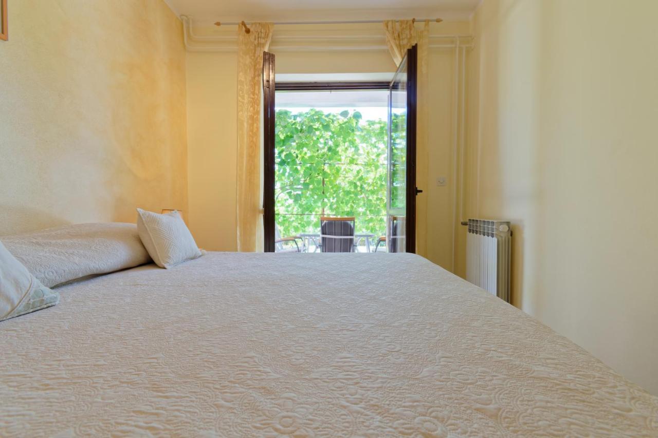 Apartments Marta By Rent Istria Novigrad Istria Kültér fotó