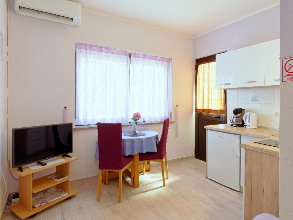 Apartments Marta By Rent Istria Novigrad Istria Kültér fotó