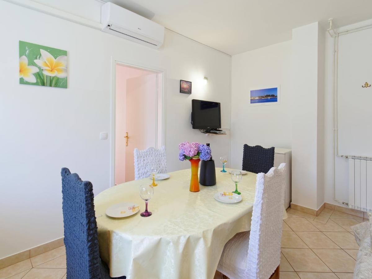 Apartments Marta By Rent Istria Novigrad Istria Kültér fotó