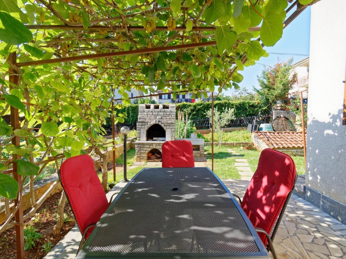Apartments Marta By Rent Istria Novigrad Istria Kültér fotó