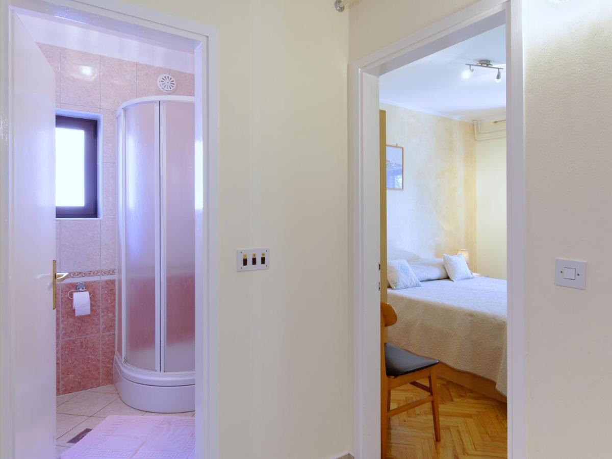 Apartments Marta By Rent Istria Novigrad Istria Kültér fotó